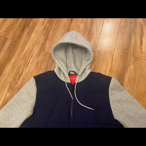 Mens GUESS zip-up jacket. XL - Picture 3 of 4